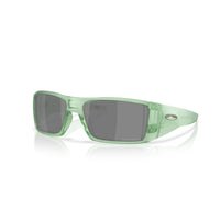 Oakley Heliostat Sunglasses - Matte Transparent Jade/Prizm Black