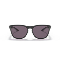 Oakley Manorburn Sunglasses - Matte Black/Prizm Grey