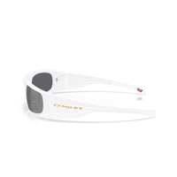 Oakley Highland Sunglasses - Pearlized White/Prizm Black