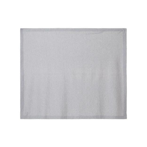 Gildan Heavy Blend Fleece Stadium Blanket
