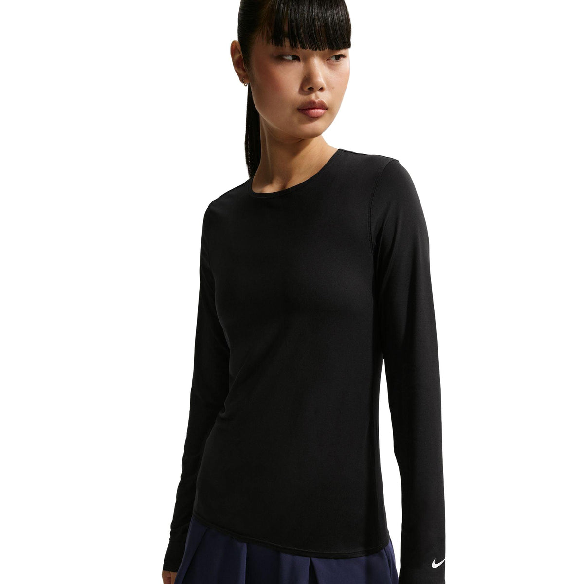 Nike Golf Club Women's Dri-FIT UV Long-Sleeve Golf Top - Black / White