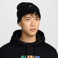 Nike Peak Swoosh Beanie - Black / White