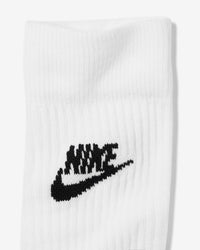 Nike Sportswear Everyday Essential Crew Socks (3 Pairs) - White / Black