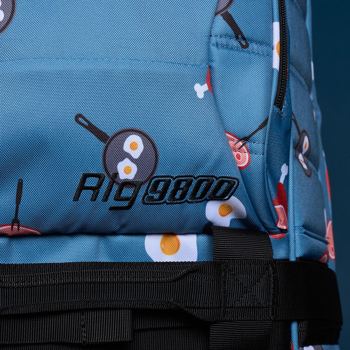 OGIO 9800 Wheeled 34" Rig Bag Ham & Egg