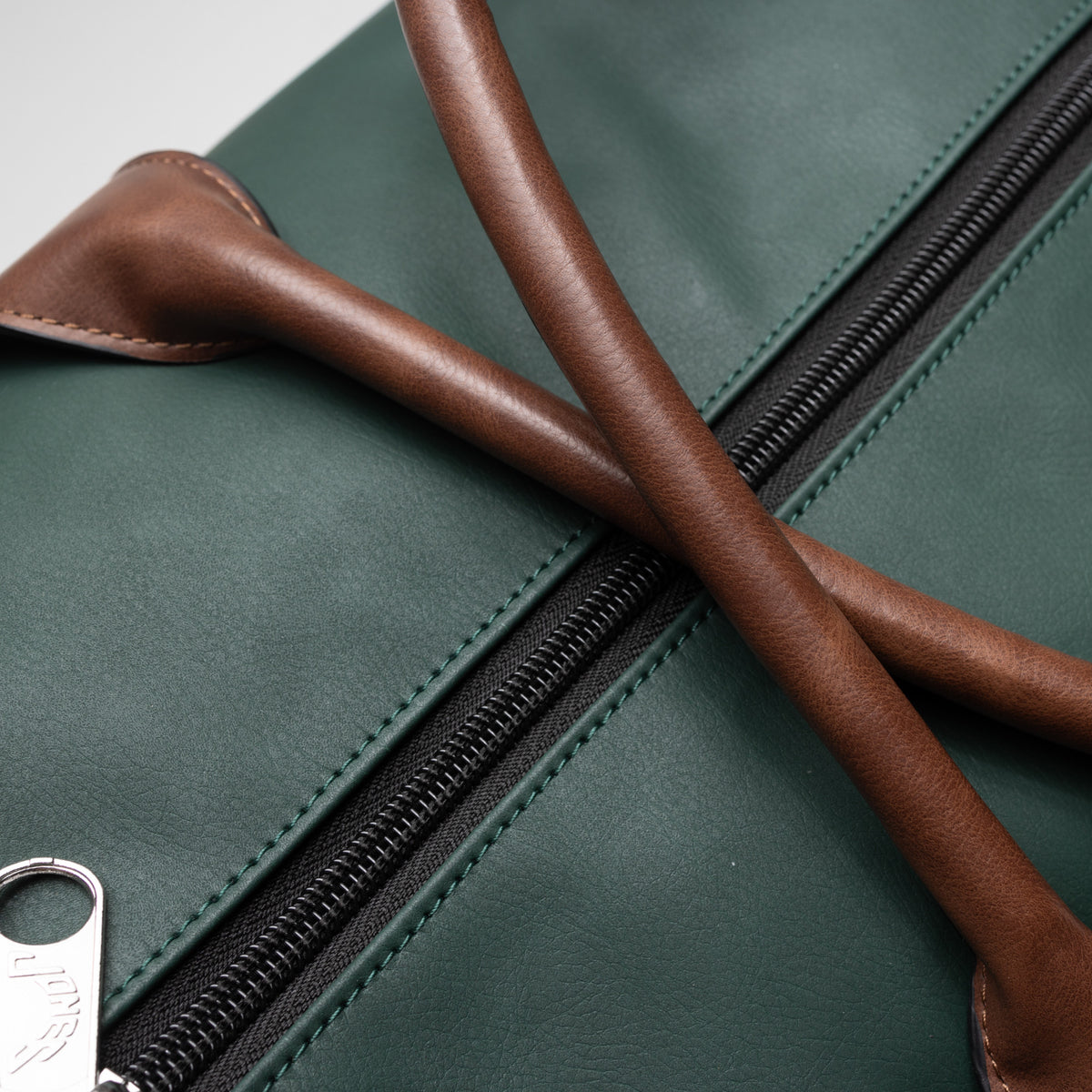 Jones Clubhouse Duffle - Heritage Edition
