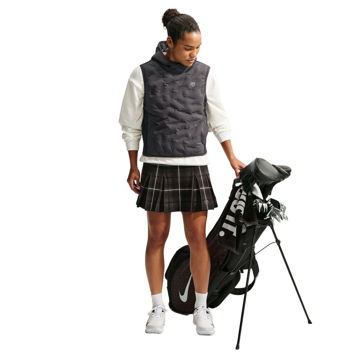 Nike Women's Repel Packable Down Golf Vest - Black / white