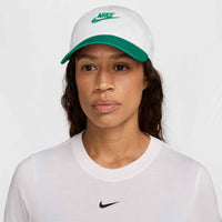 Nike Club Unstructured Futura Wash Cap - White / Malachite