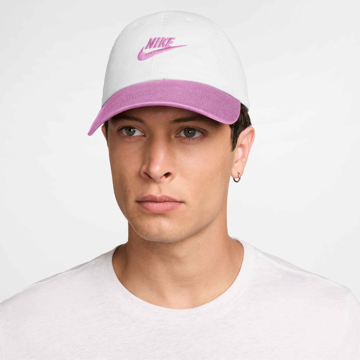 Nike Club Unstructured Futura Wash Cap - White / Light Magenta