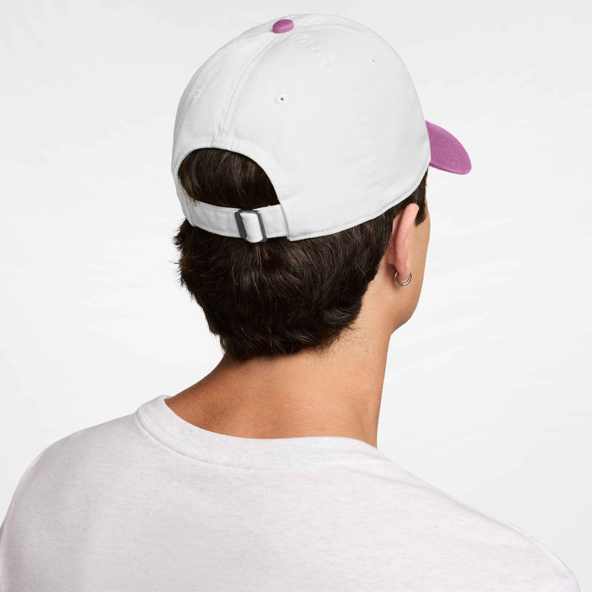 Nike Club Unstructured Futura Wash Cap - White / Light Magenta