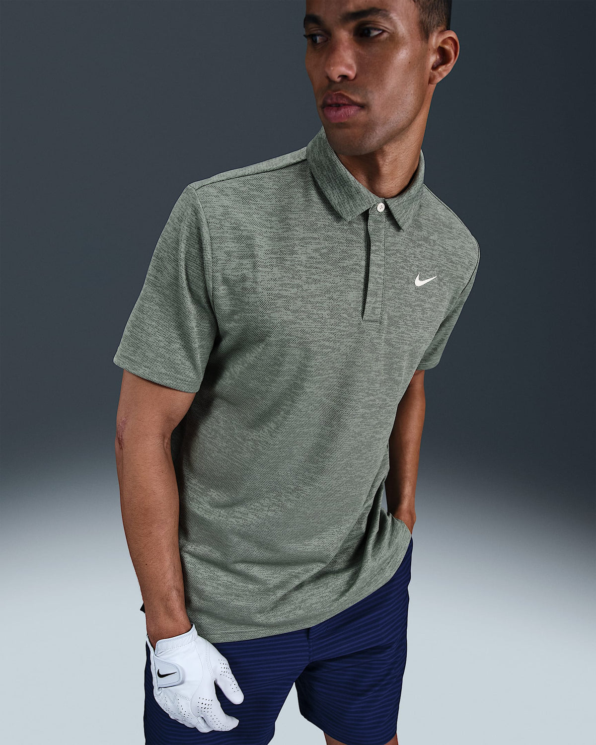 Nike Tour Men's Dri-FIT Jacquard Golf Polo - Clay Green / Night Forest / Pale Ivory
