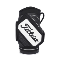 Titleist Den Caddie Golf Bag Backordered to October 2024